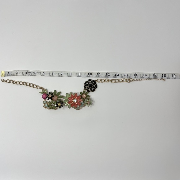 Joan Rivers Statement Necklace 18-Inch Floral Bouquet with Gold-Colored Finish - Picture 6 of 7